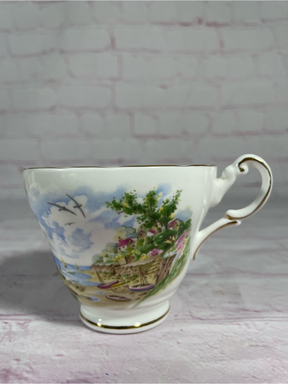 Vintage Regency English Coastal Village Bone China Footed Teacup and Saucer Set - Picture 8 of 11